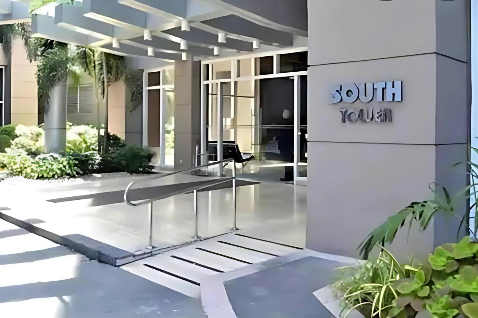Cozy 2-Bedroom At South Of Market Soma Bgc Near Sm Aura, Market! Market! & Bonifacio High Street Taguig Exterior photo